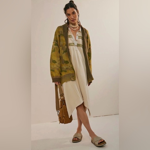 Free People Chamomile Pattern Cardi in Army Combo!🌟 - Picture 16 of 16